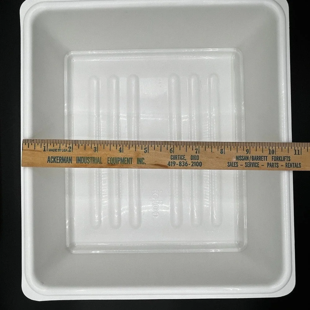 Vtg Igloo White Plastic Food Storage Container Lid Cooler Legend 11x10x3.5